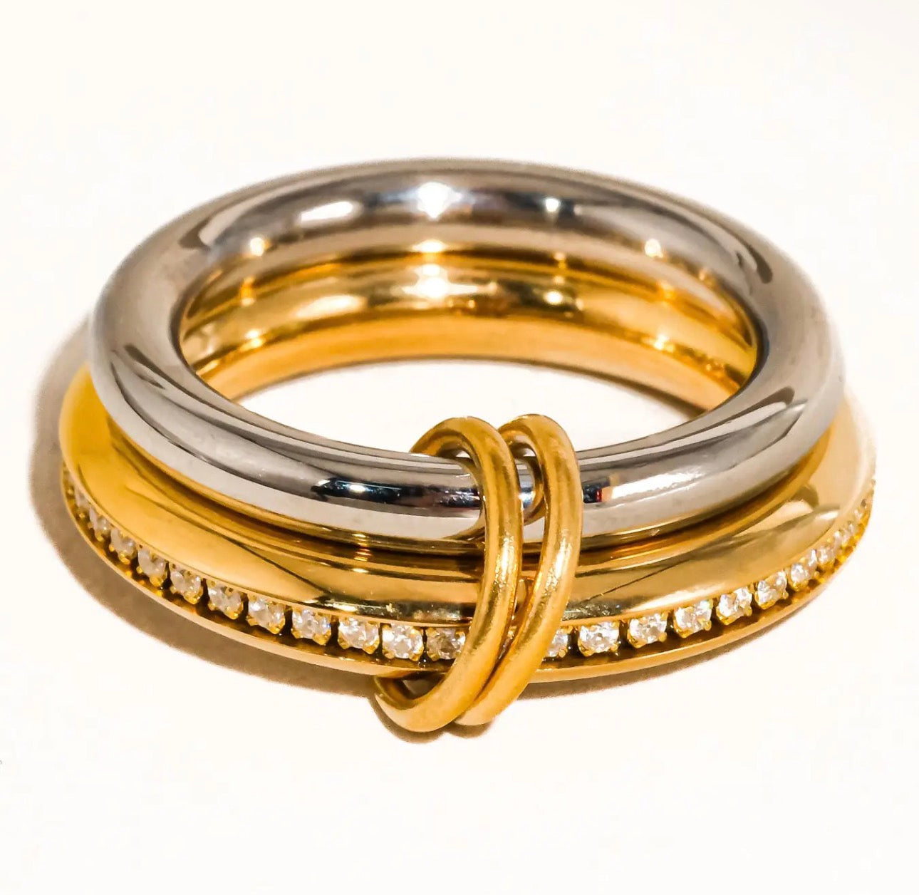 The Solene Ring