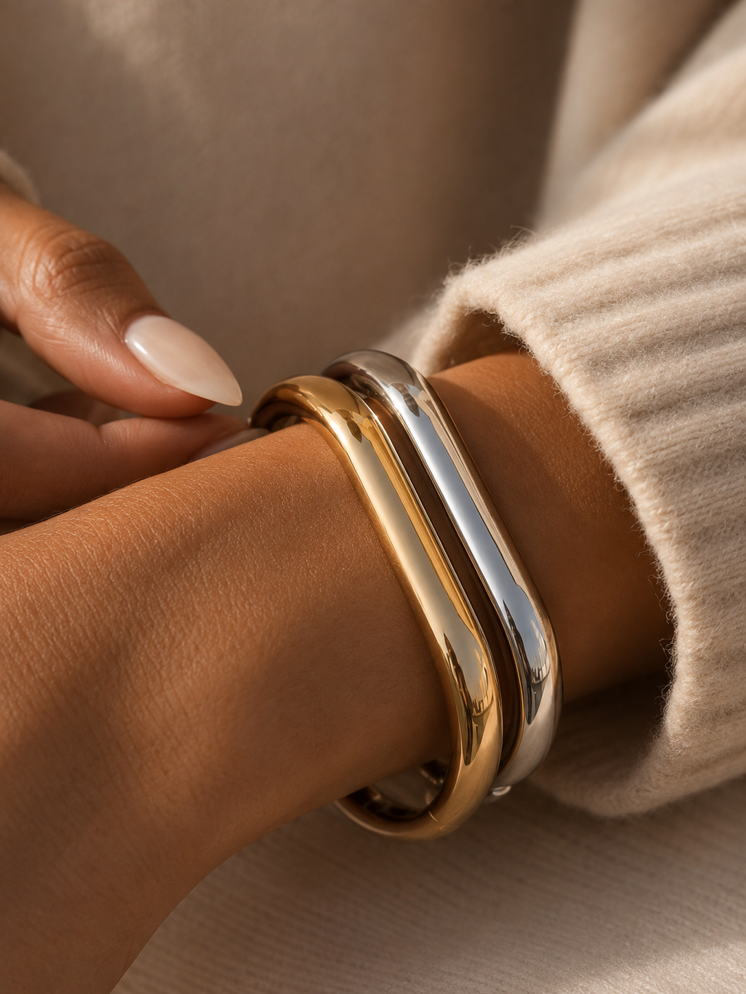 The Aura Bangle