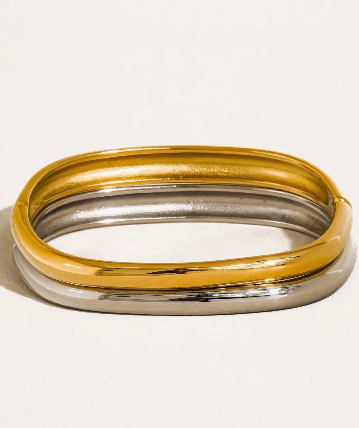 The Aura Bangle
