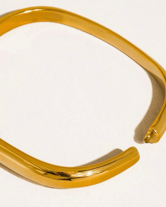The Aura Bangle