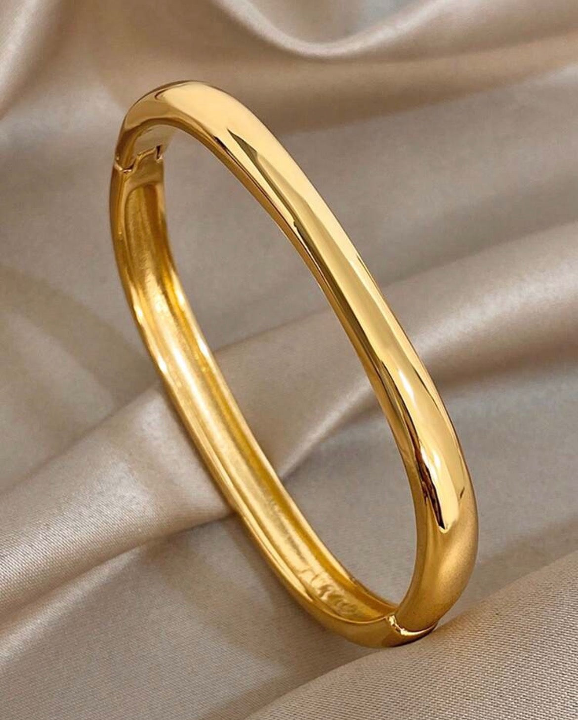 The Sculpt Bangles